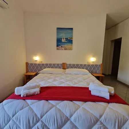 米斯特拉尔酒店 3* 阿尔盖罗