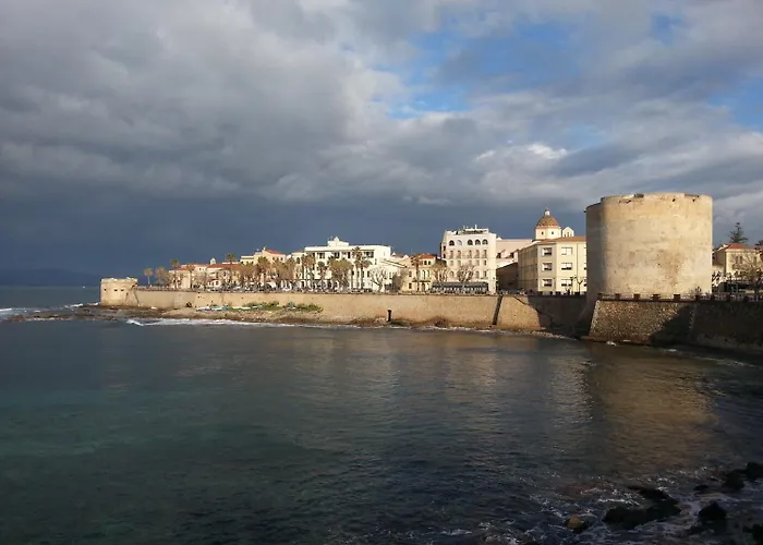 米斯特拉尔酒店 酒店