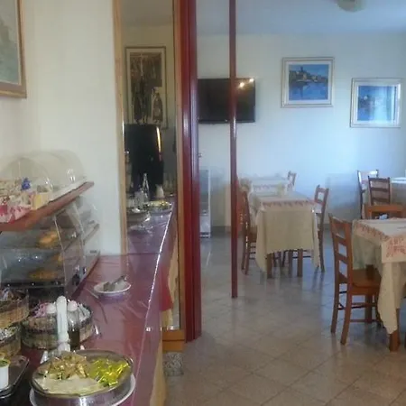 Mistral 3* אלגהרו